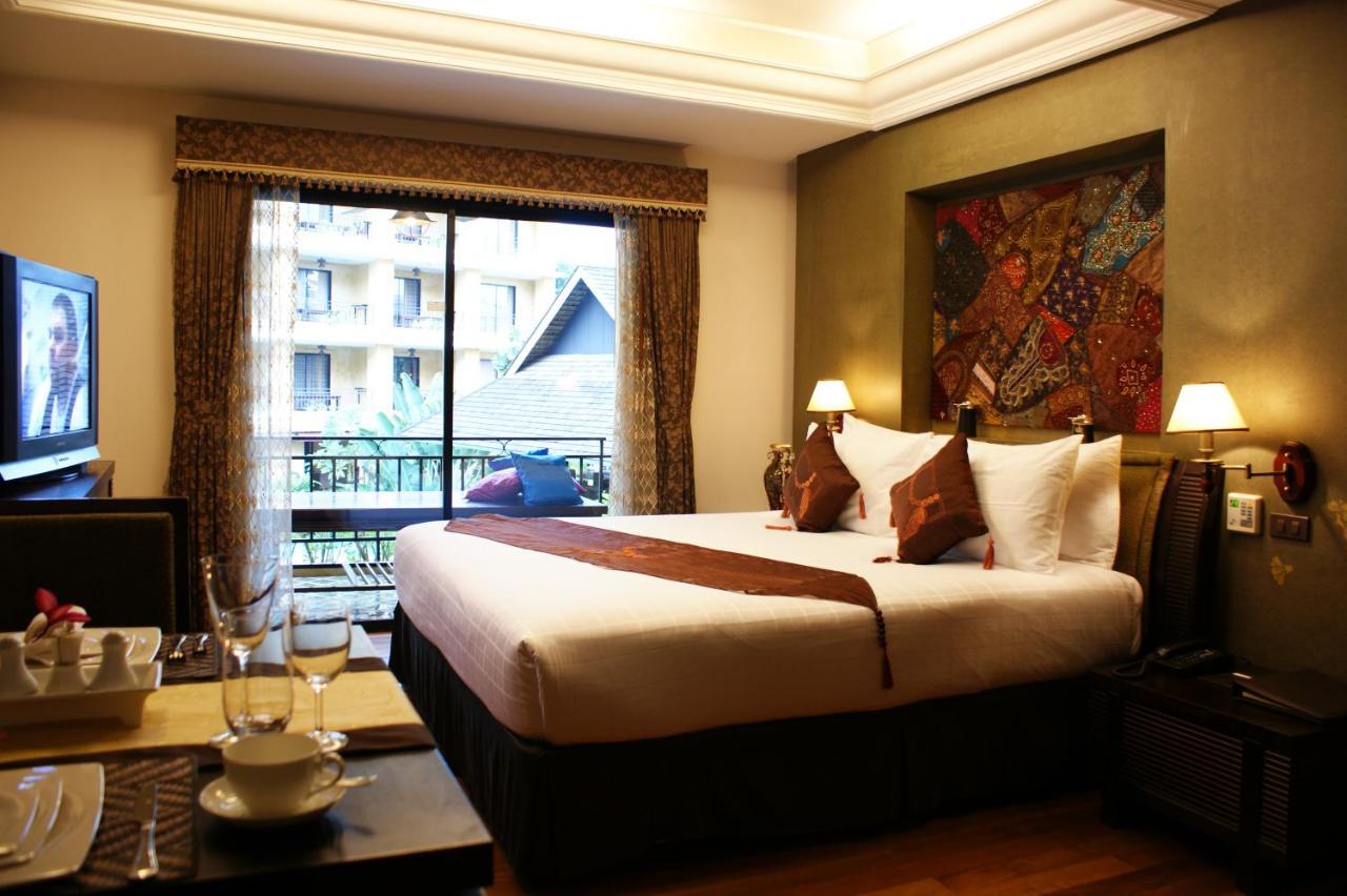 Deluxe King Room
