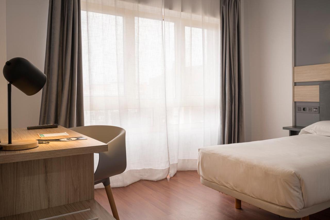 Single Room,1266439552:JPEG