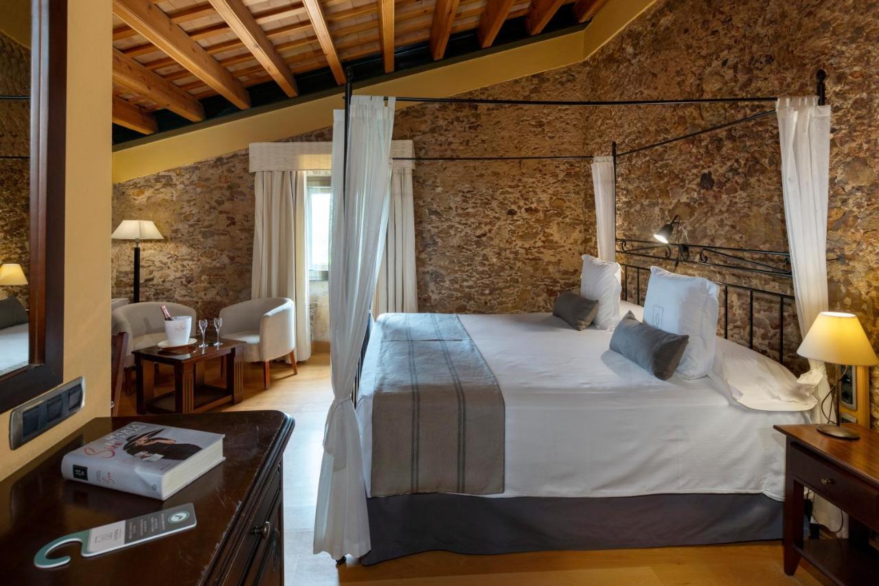 Suite Room,1267916671:JPEG