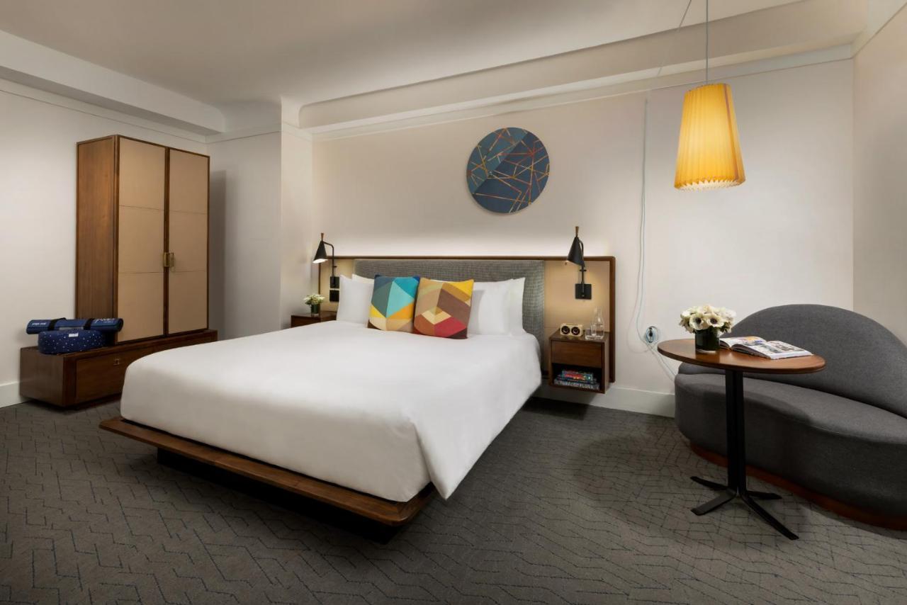Deluxe King Room,1434913405:JPEG