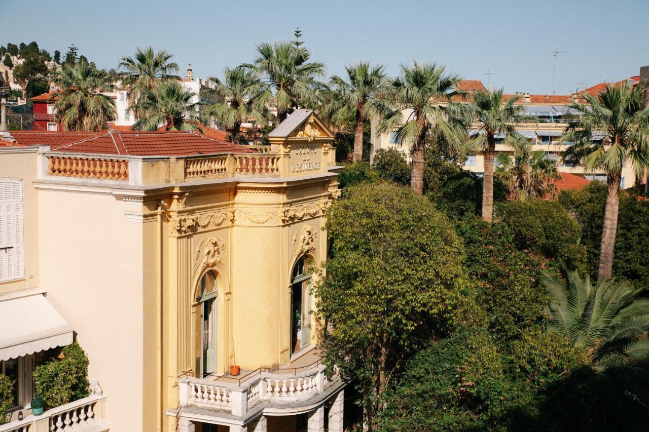 Standard One-Bedroom Apartment Terrace