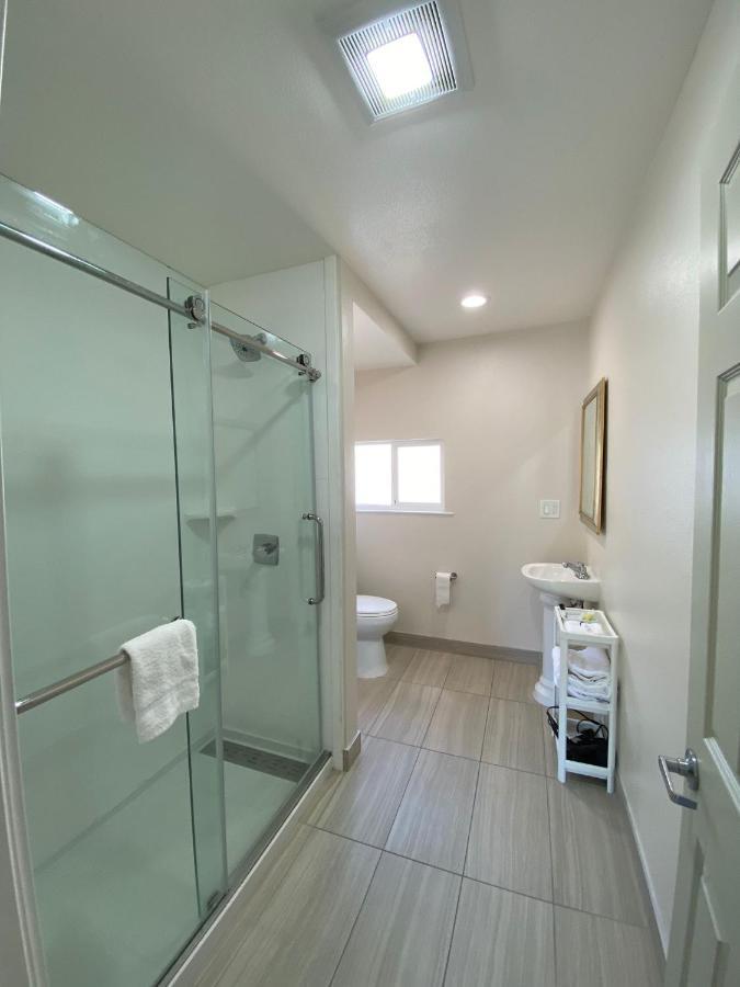 Queen Suite