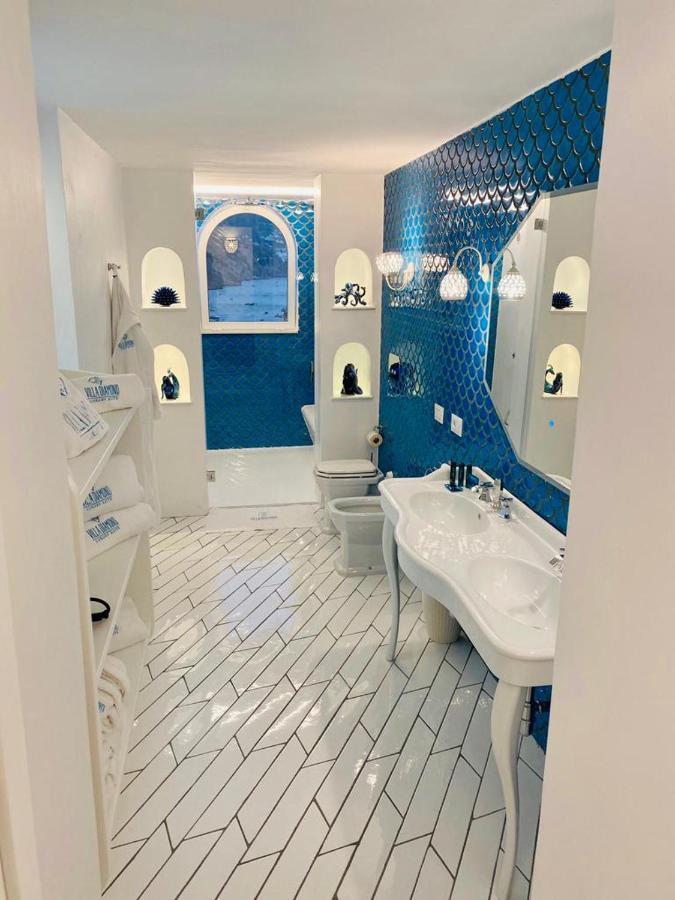 Executive Suite outdoor Spa Bath