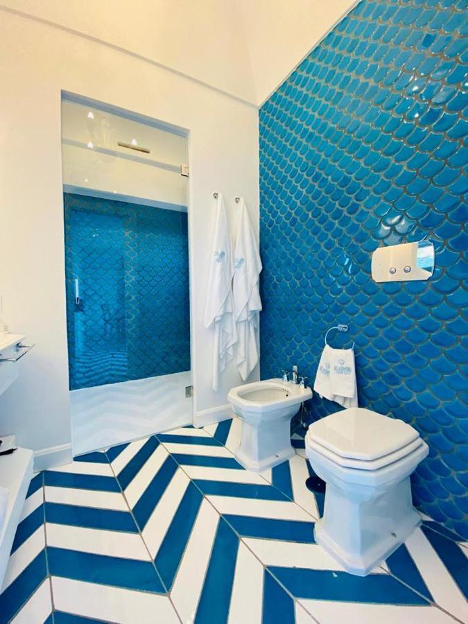 Deluxe Suite Spa Bath