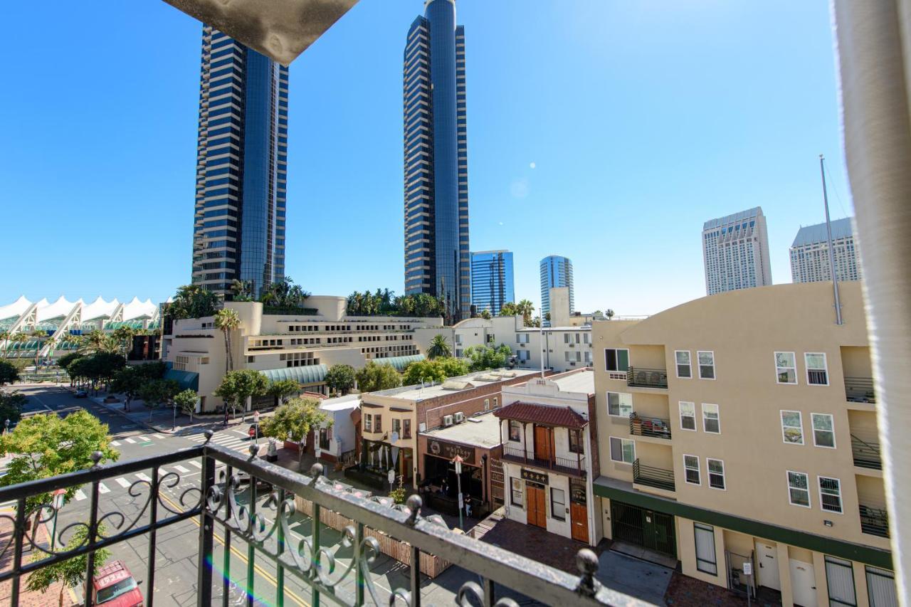 Premier Suite Balcony