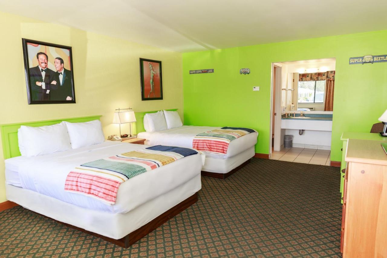 Queen Room Two Queen Beds