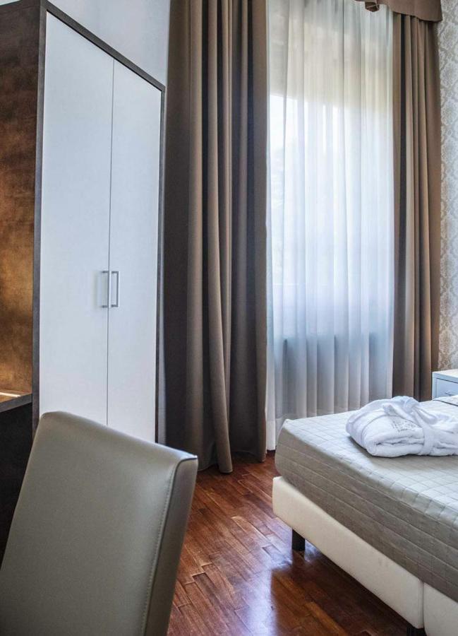 Deluxe Double or Twin Room,1344030722:JPEG