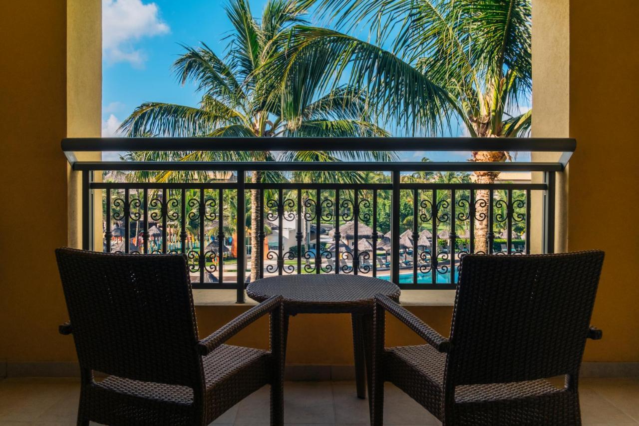 Premium Near Pool