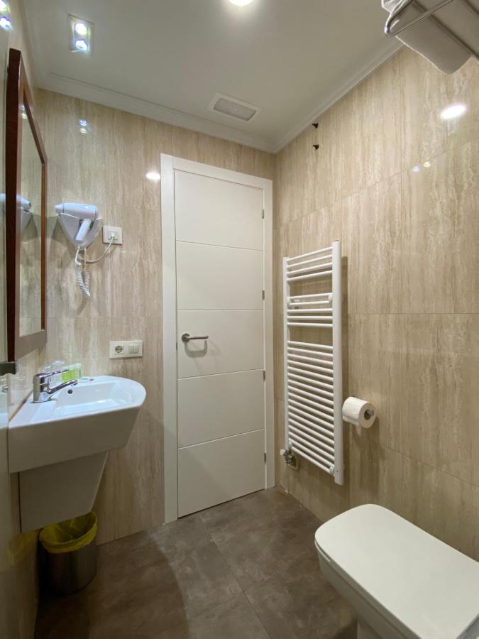 Budget Double Room,1270677106:JPEG