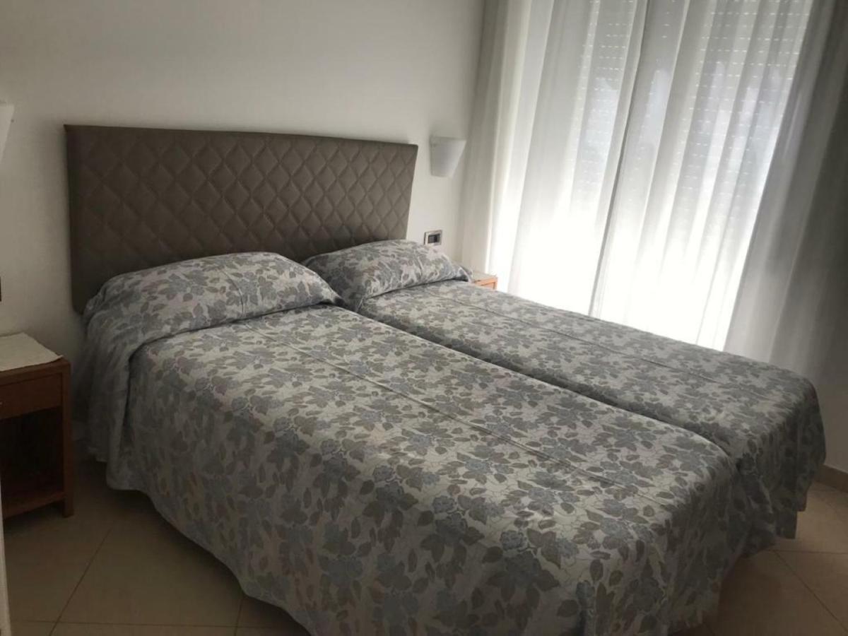 Twin Room,1270787785:JPEG