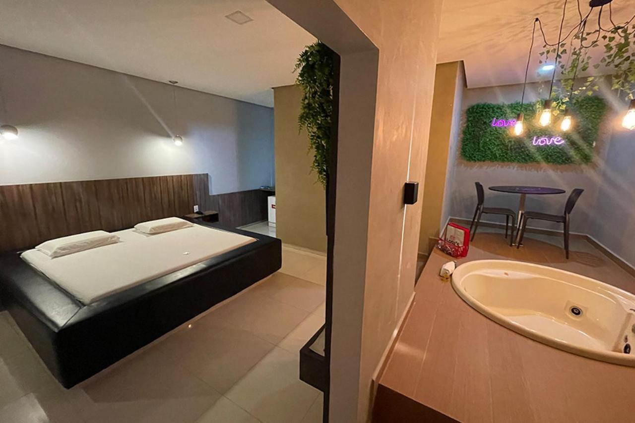 Queen Suite Spa Bath