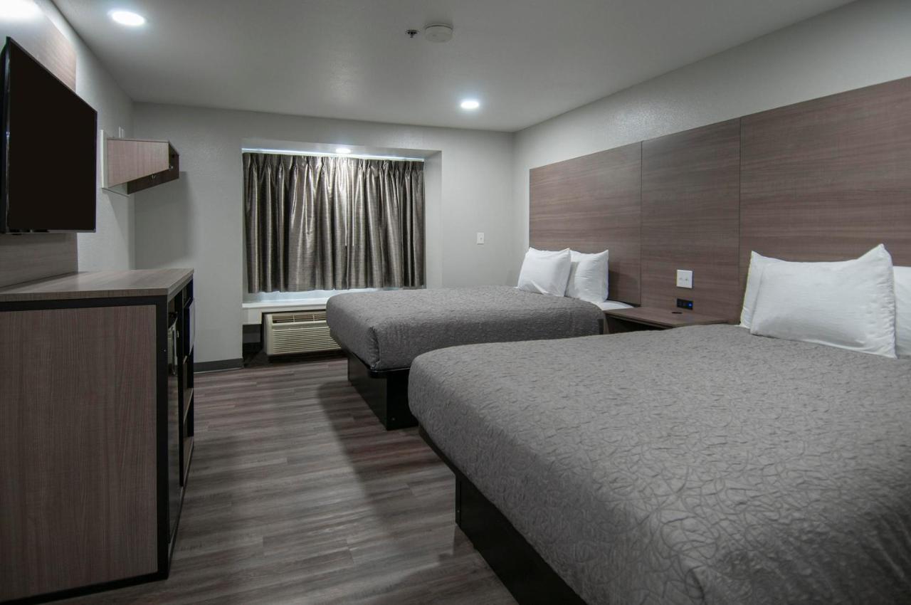 Deluxe Double Room,1266475042:JPEG