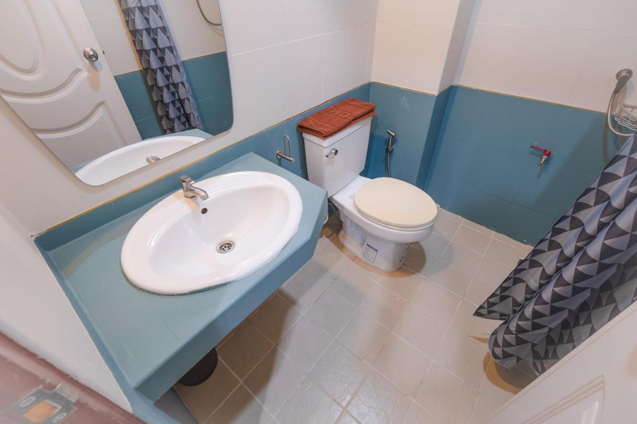 Double Room Shower 5th & No Lift,1272018742:JPEG