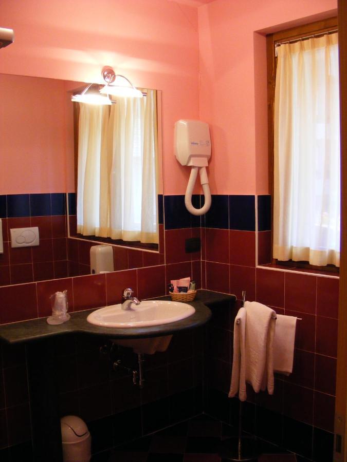 Triple Room,342964363:JPEG