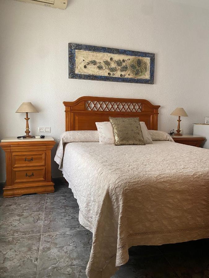 Double or Twin Room Private Bathroom