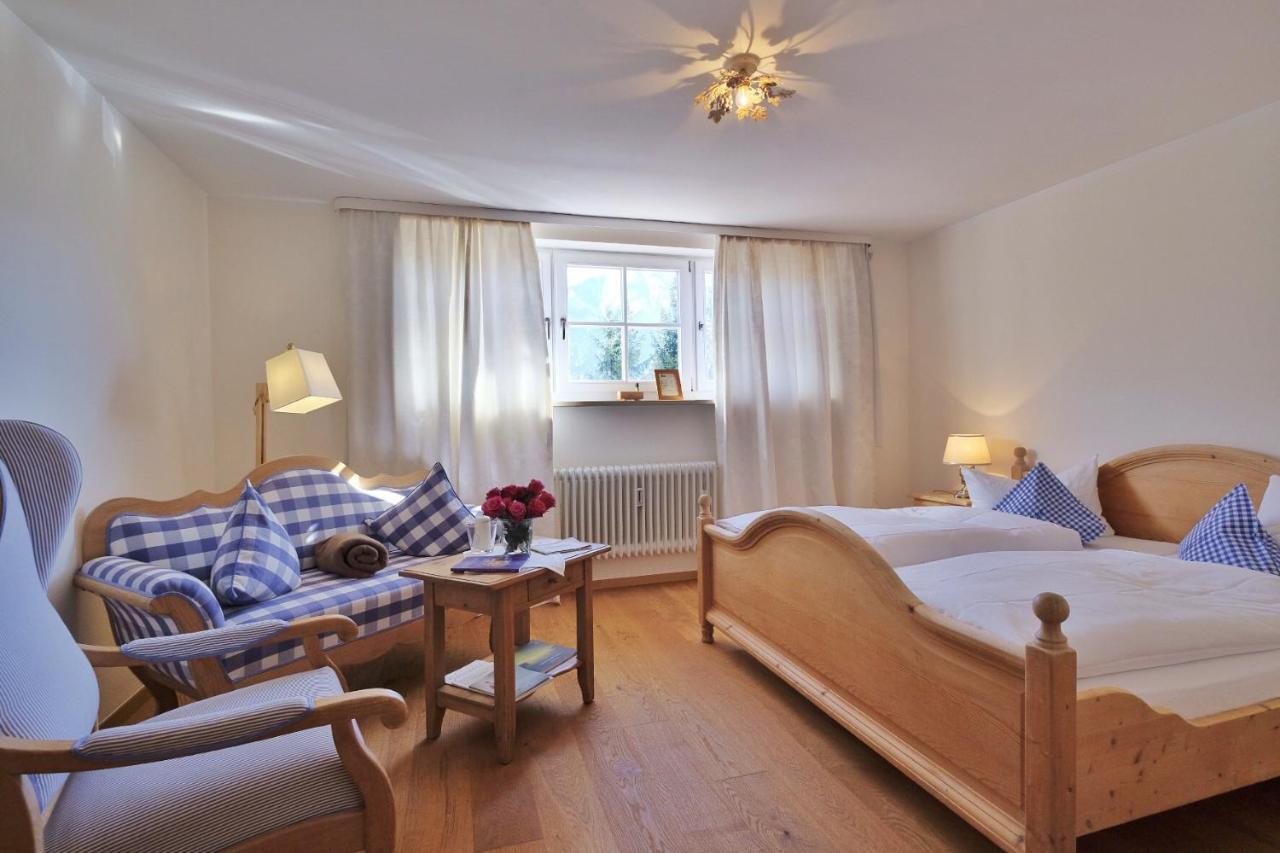 Small Double Room,1272174202:JPEG