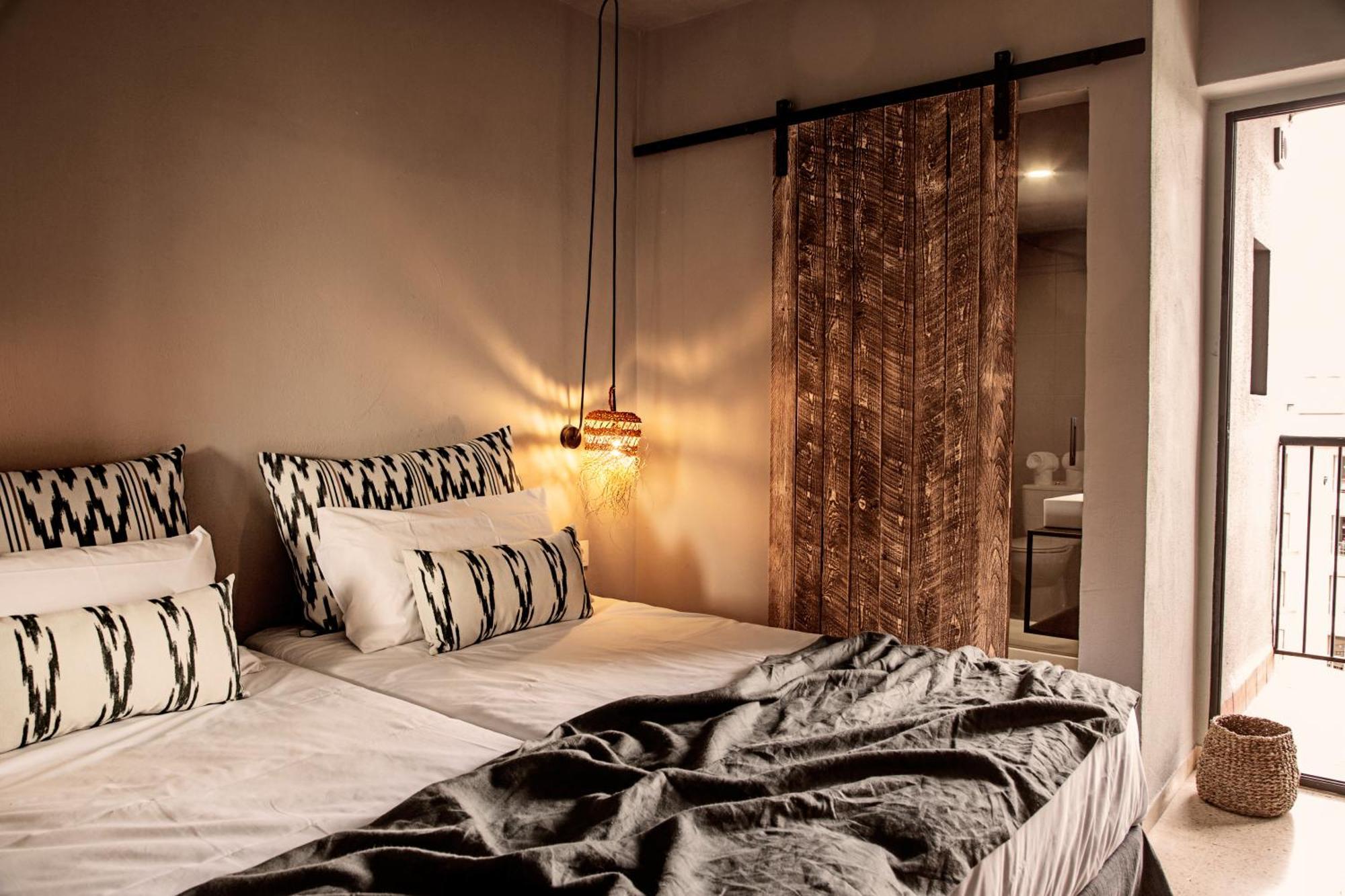 Double Caramelo Room