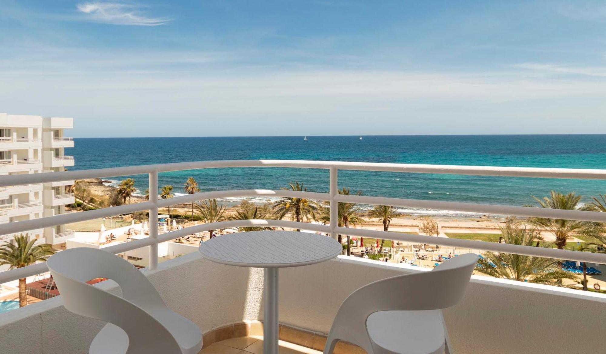 Family Room Sea View