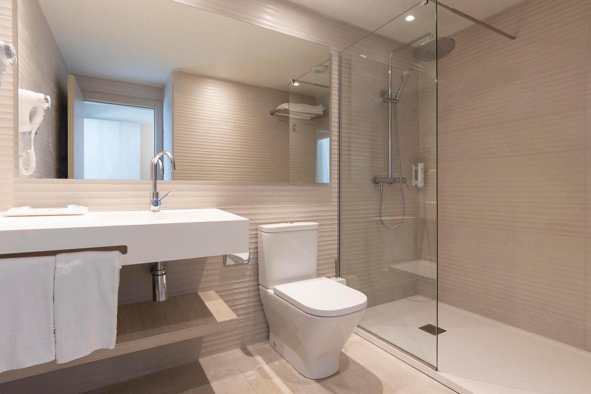 Premium Quadruple Room