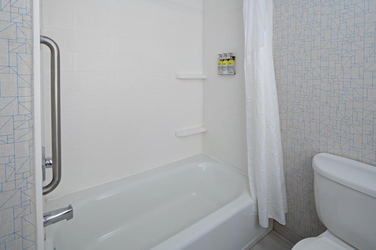 King Suite,1272595243:JPEG