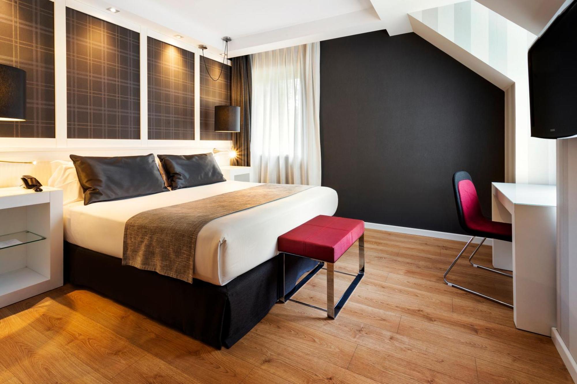 Double or Twin Room,1272672106:JPEG
