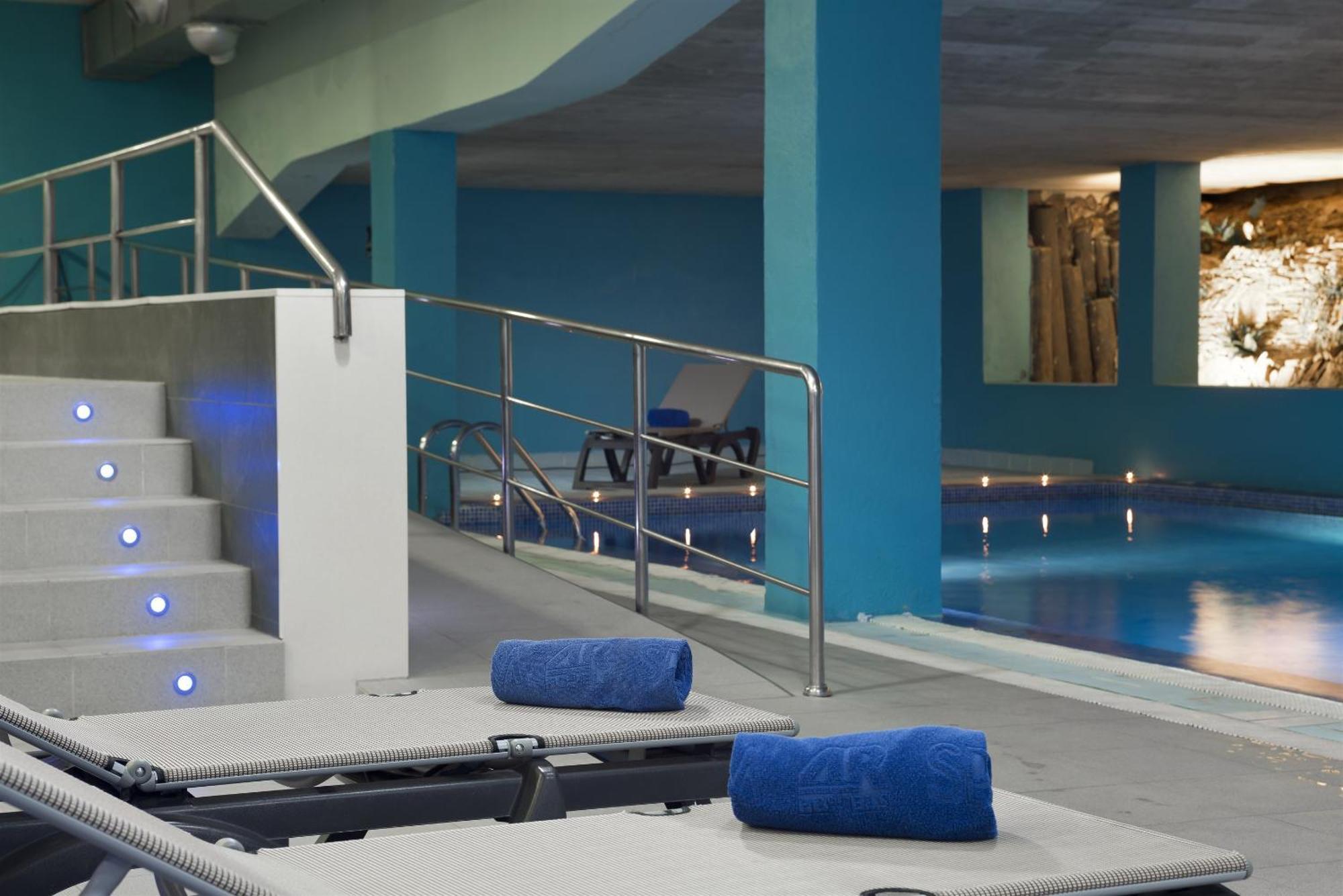 Habitación Doble Estándar con acceso al spa (2 adultos)