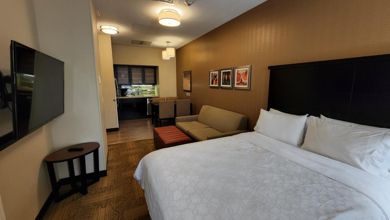 Studio Suite Two Queen Beds