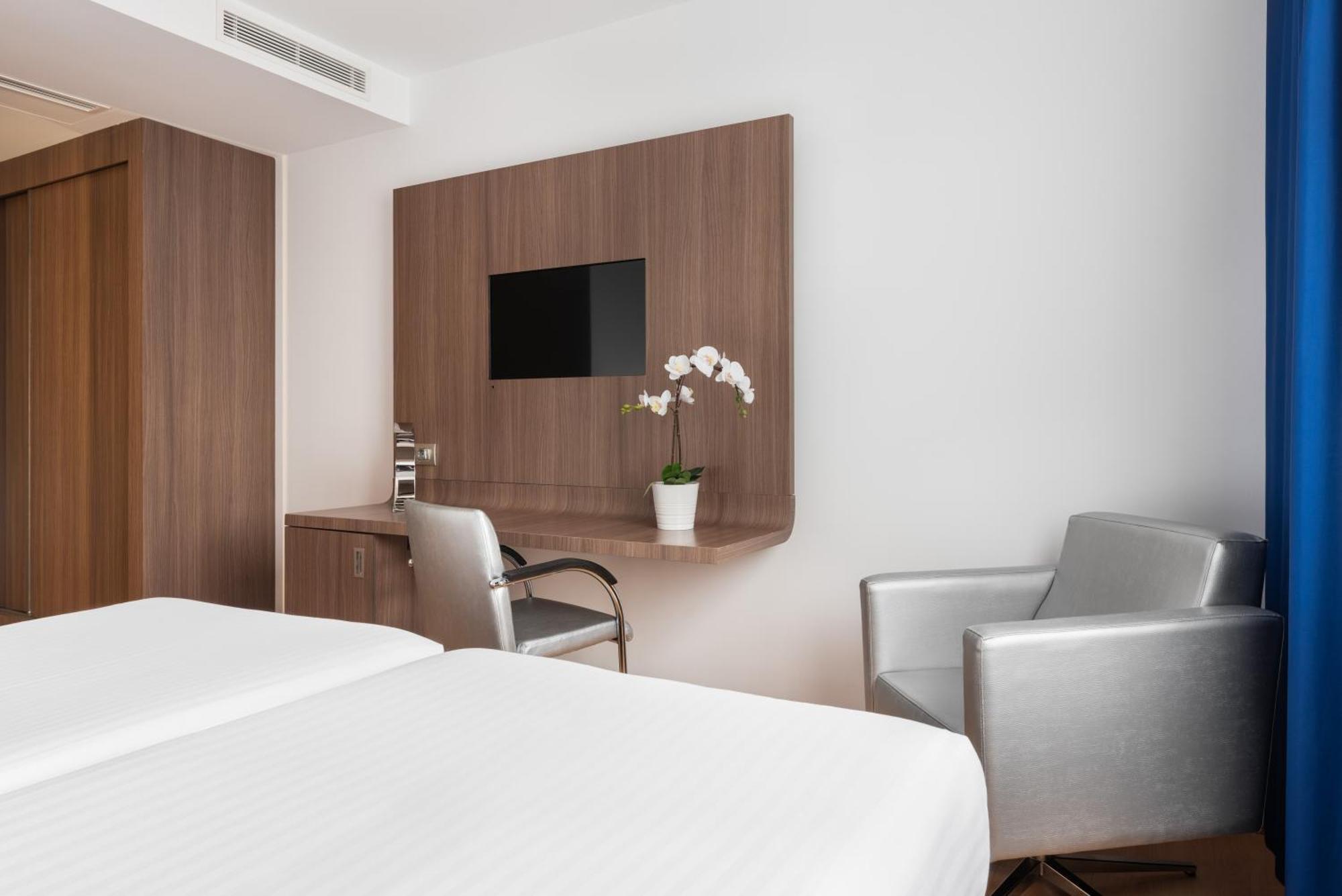 Double or Twin Room with Terrace,1272959788:JPEG