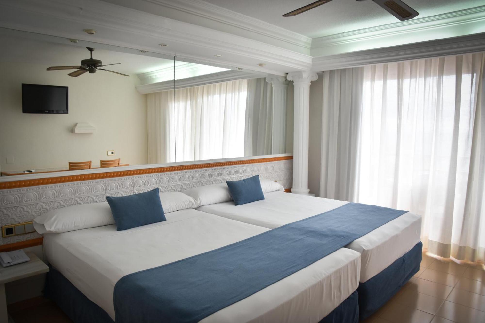 Double Room,1371485318:JPEG