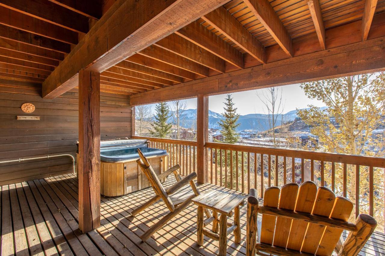 King Suite Balcony