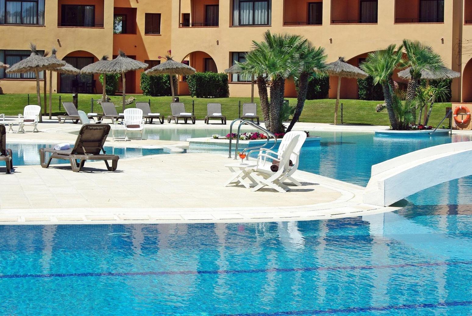 Junior Suite access to the pool