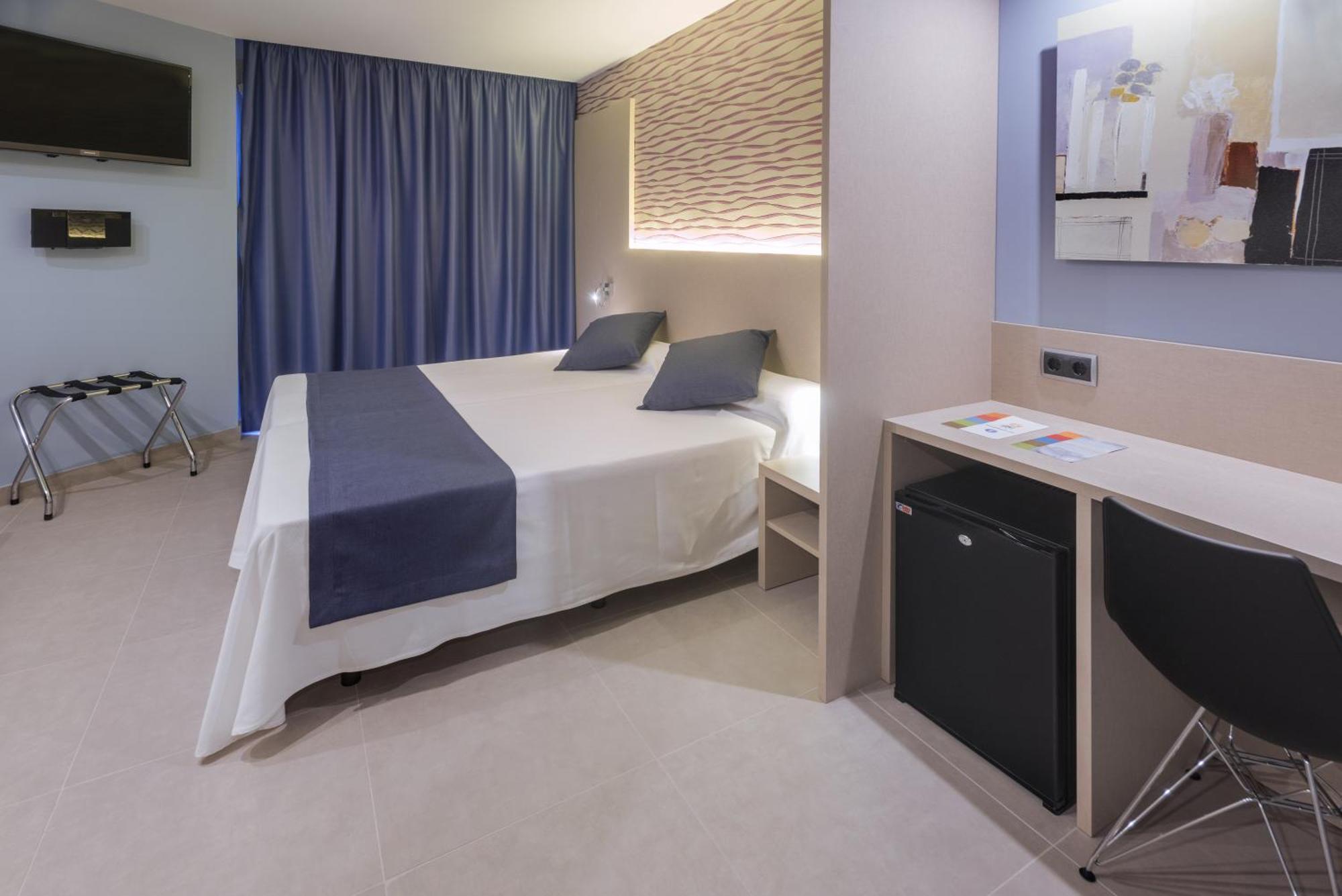 Double or Twin Room with Side Sea View,1698851755:JPEG