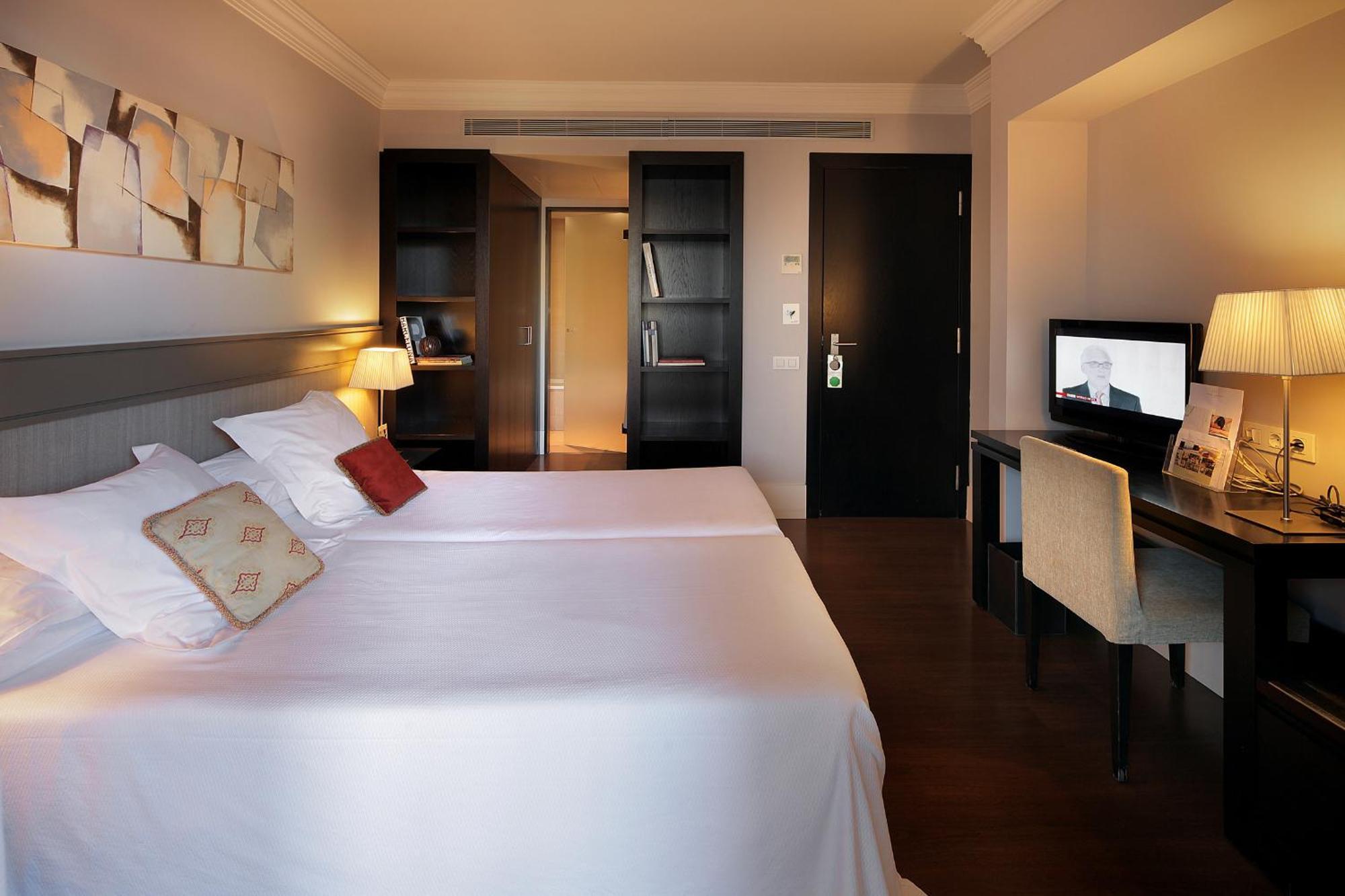 Double or Twin Room with Terrace,464015169:JPEG
