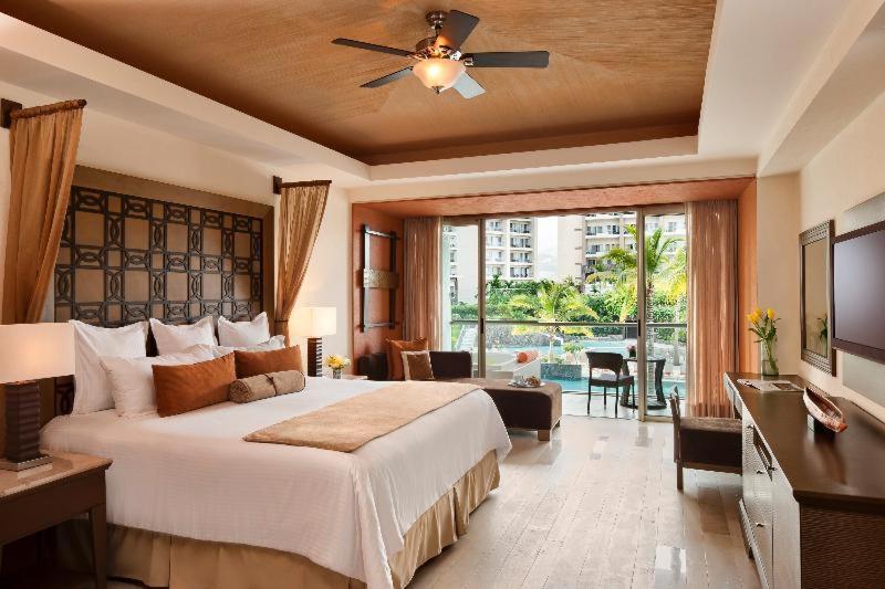 Preferred Club Junior Suite Garden View King