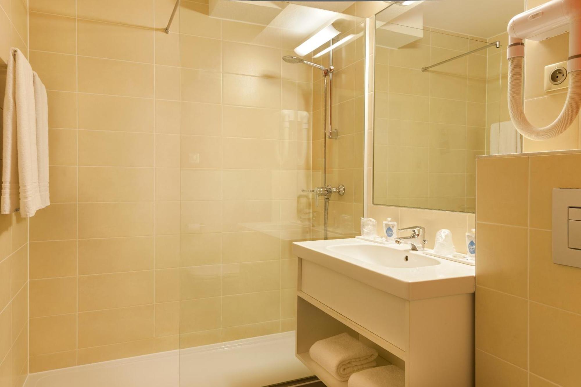 Double Room,1273830034:JPEG