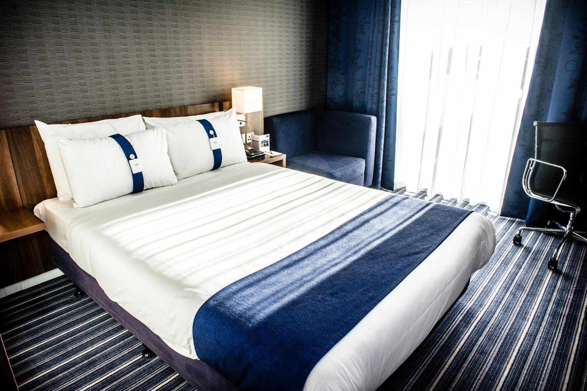 Standard Double Room Hot,1394133137:JPEG