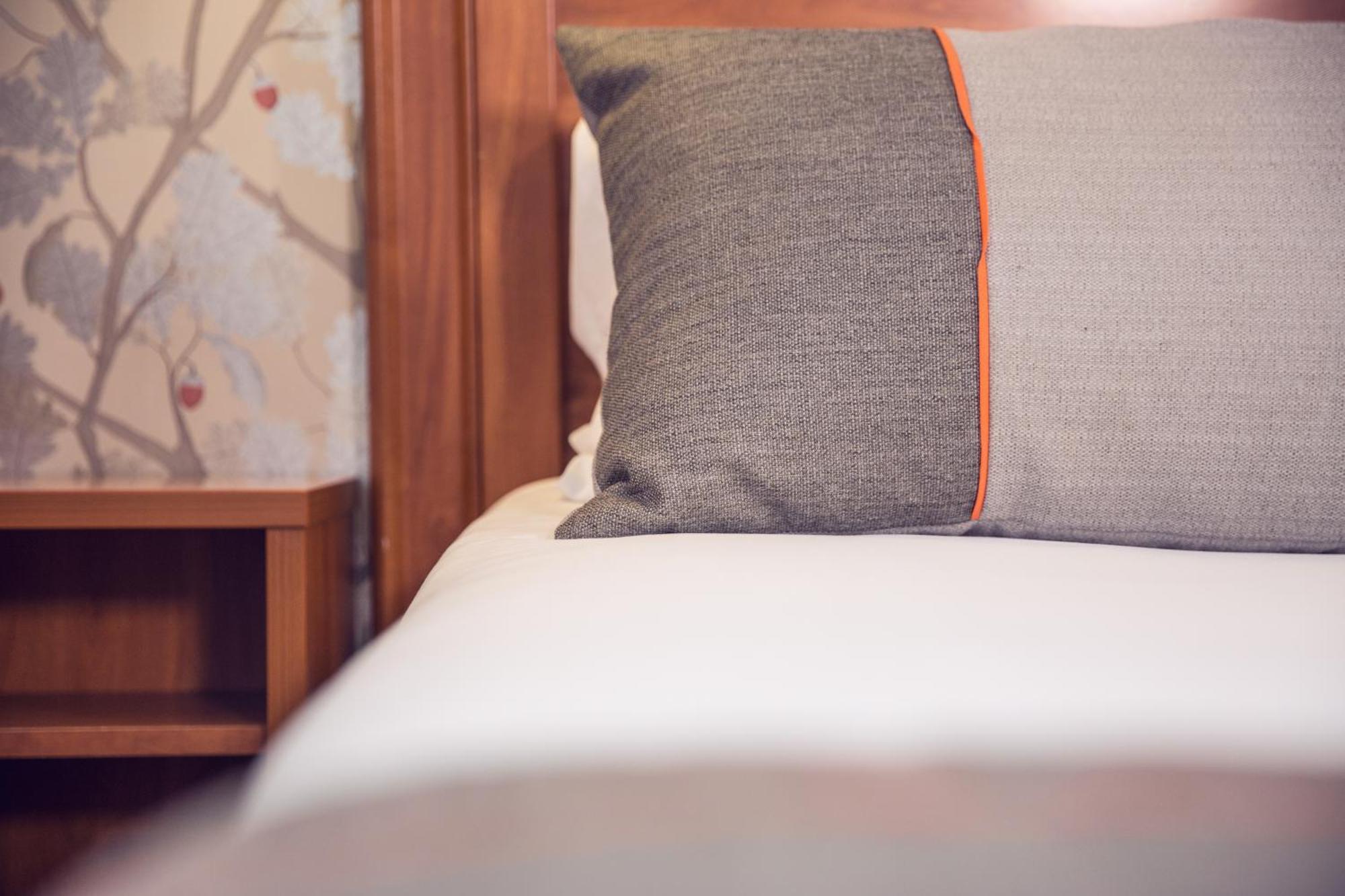 Comfort Single Room