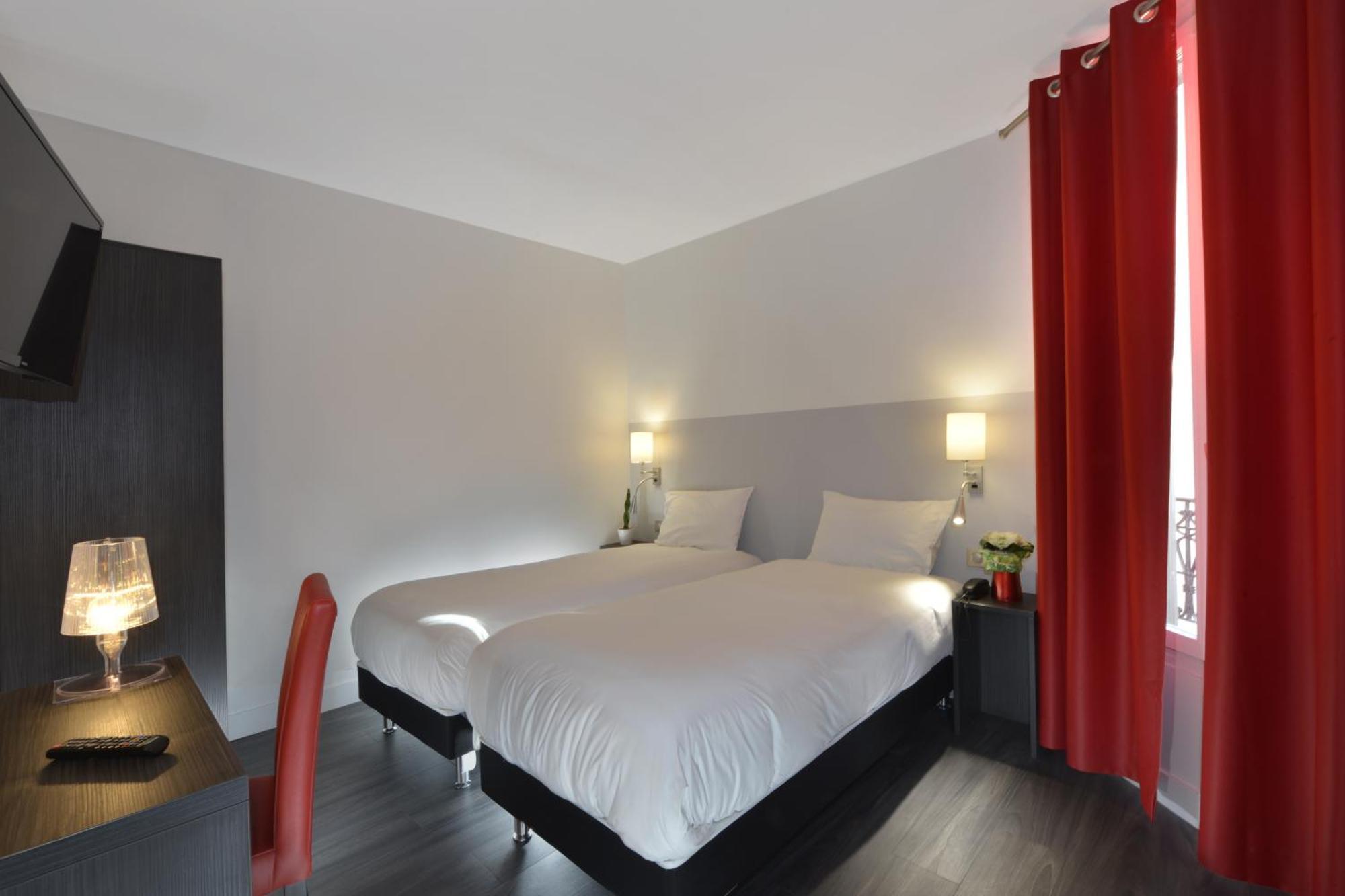 Twin Room,415578060:JPEG
