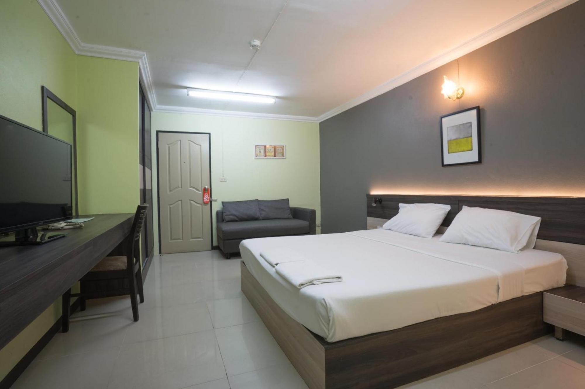 Deluxe Room,1274116678:JPEG