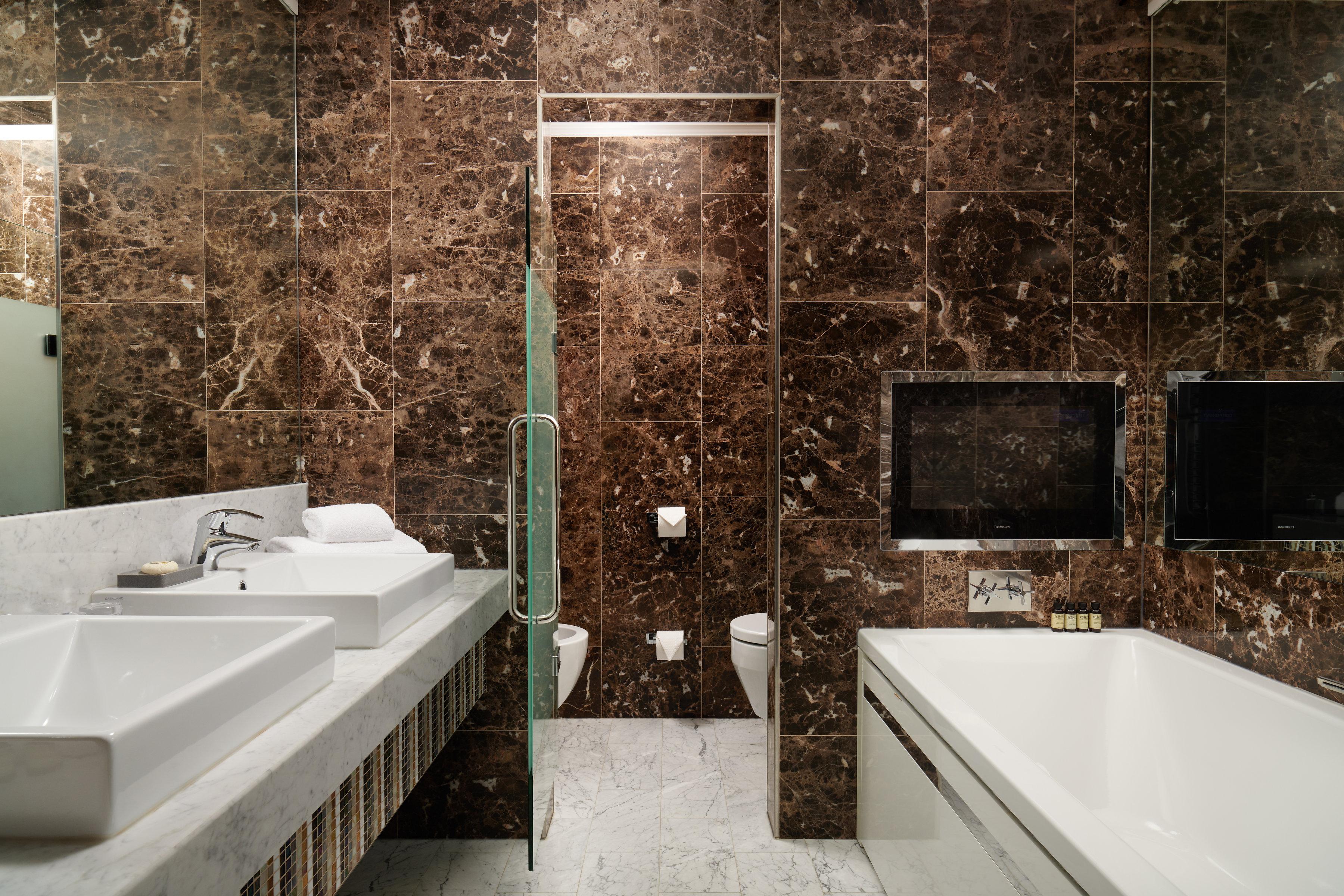 Abingdon & Kensington Penthouse Suite