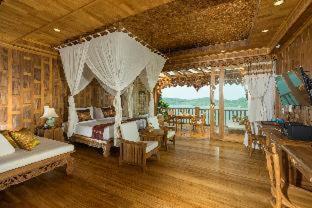 Grand Deluxe Bay View THB 2000 Net Resort Credit per