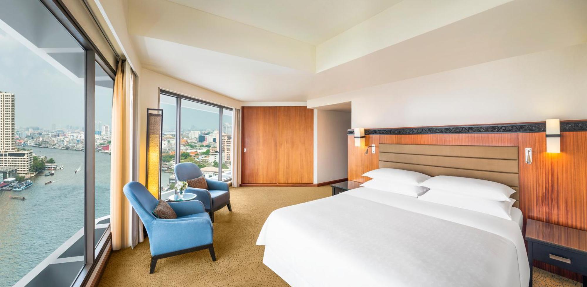 Executive Club lounge access 1 Bedroom Executive Suite 1 King River view,1706082033:JPEG