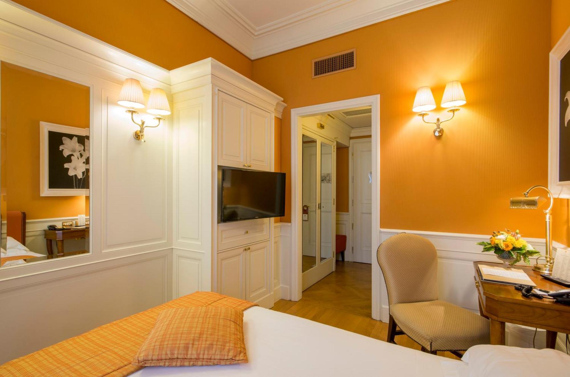 Single Room