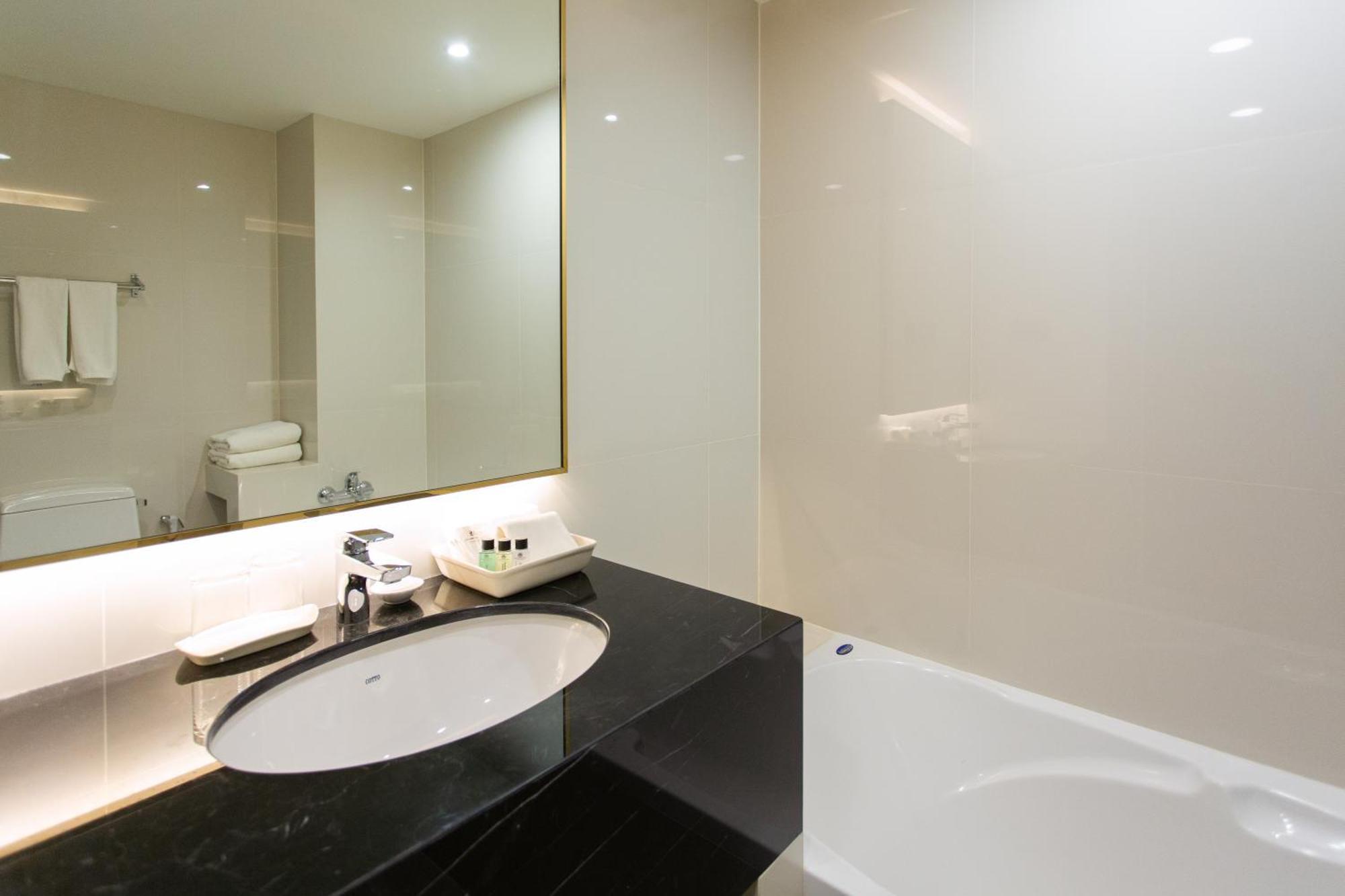 Superior Double or Twin Room Sea View