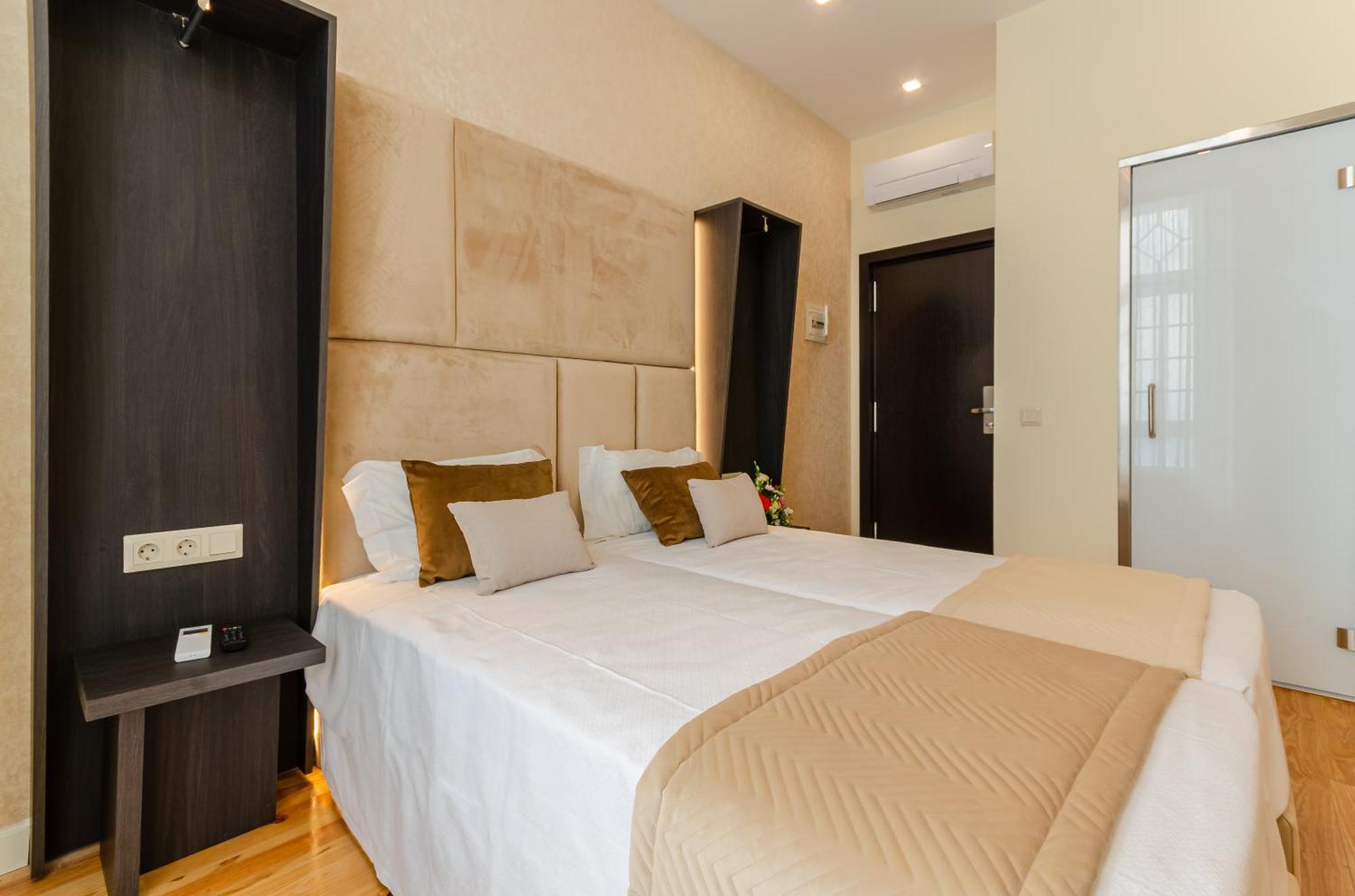 Superior Twin Room,1274372902:JPEG