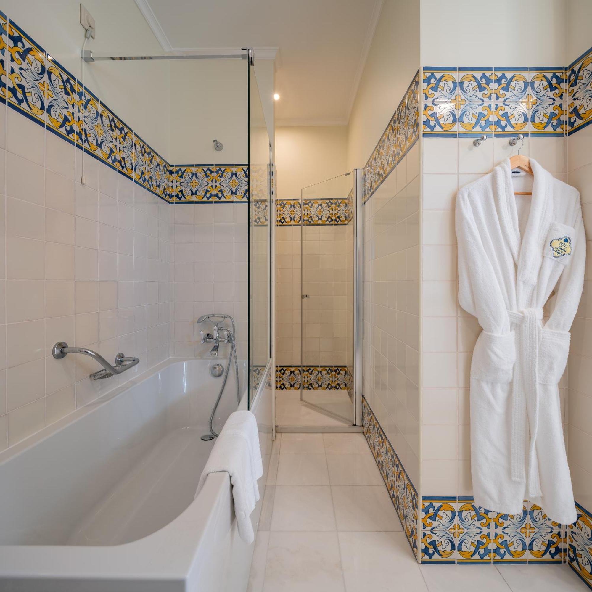 Heritage Junior Suite,995598811:JPEG