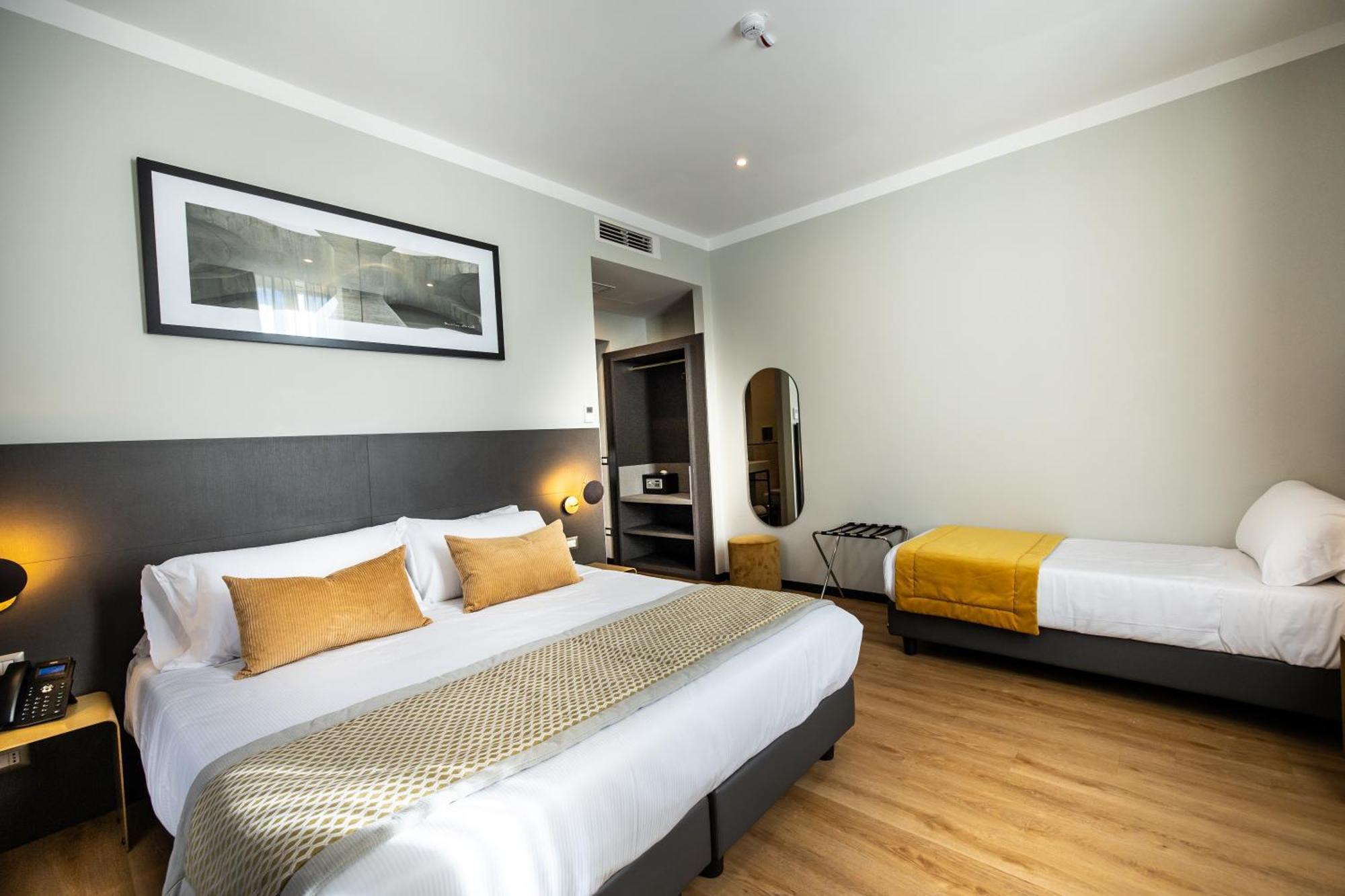 Premium Quadruple Room