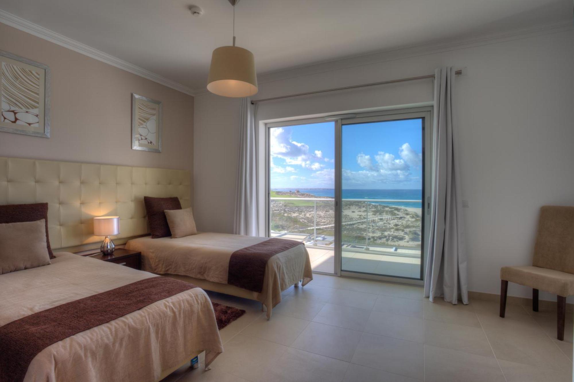 Two-Bedroom Townhouse Sea View