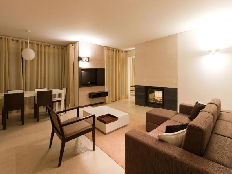 Two-Bedroom Apartment Sea View