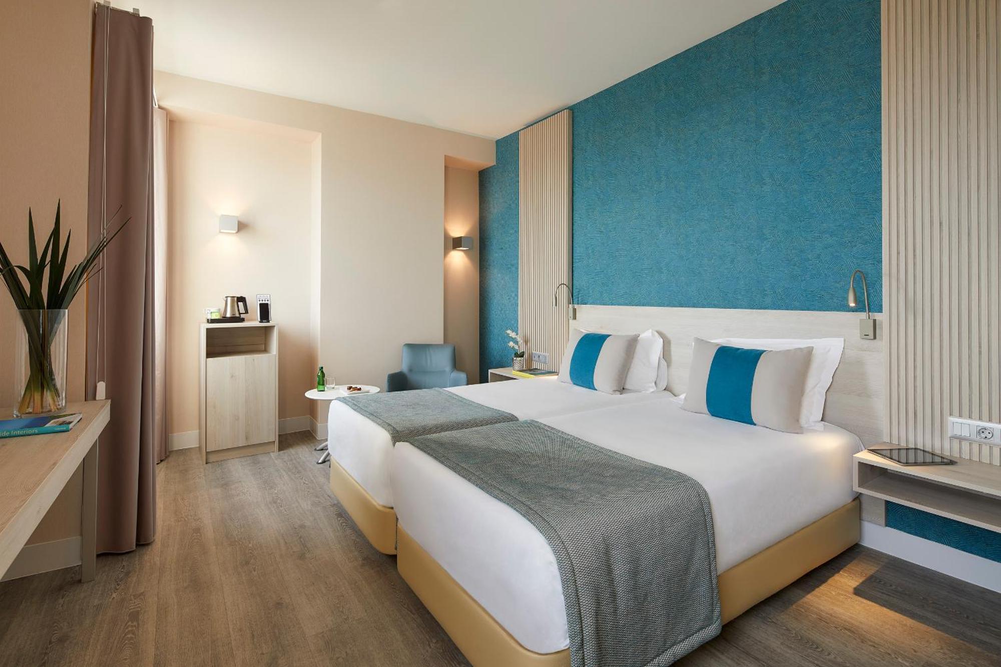 Premium Double or Twin Room,1274491648:JPEG